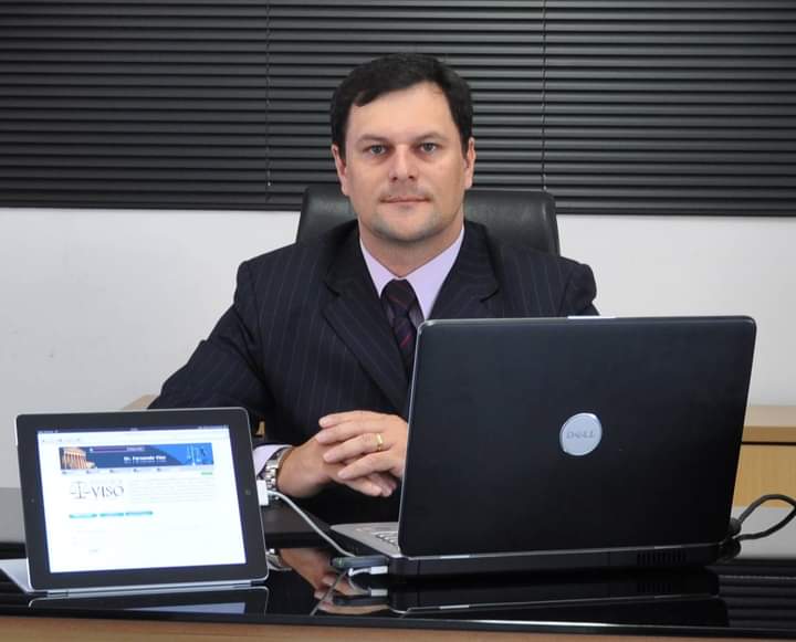 Dr. Fernando Simões do Viso